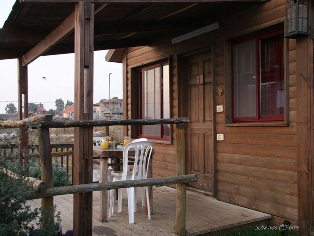 Ha'Bait Ba'Kfar Guesthouse Bruchim Qela' Alon Værelse billede
