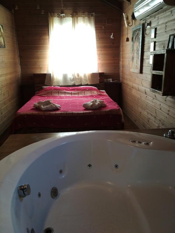 Ha'Bait Ba'Kfar Guesthouse Bruchim Qela' Alon Eksteriør billede